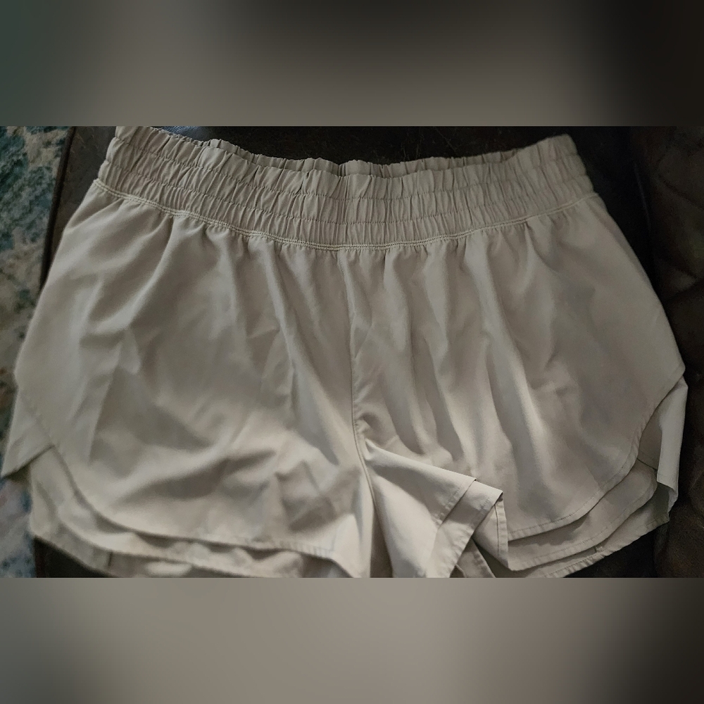 Calia Cream Athletic Shorts Lightweight Elastic Waist